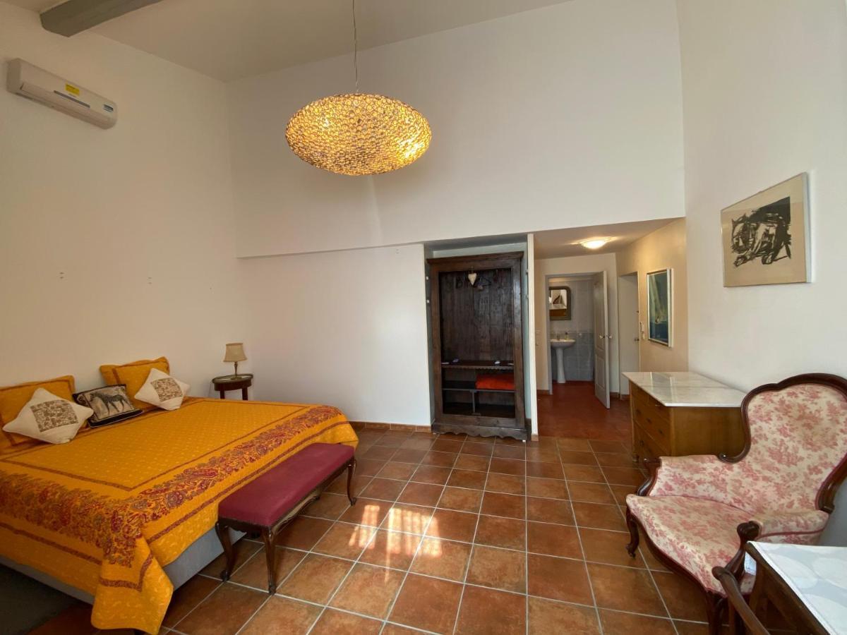 Bed and Breakfast Le Relais D'Affiac Peyriac-Minervois Exterior foto